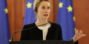 Η Γροιλανδία θα πρέπει να λαμβάνει τις δικές της αποφάσεις, ελεύθερη από οποιαδήποτε παρέμβαση