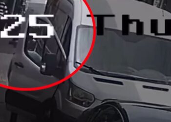 Βίντεο ντοκουμέντο από το τροχαίο με εγκατάλειψη – Η στιγμή που ο οδηγός ΙΧ παραβιάζει το κόκκινο και πέφτει πάνω στην μηχανή