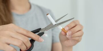 Πώς να ξεγελάσεις το μυαλό σου για να κόψεις τις κακές συνήθειες