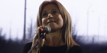 Ύβρις και φιάσκο το πόρισμα Καρώνη