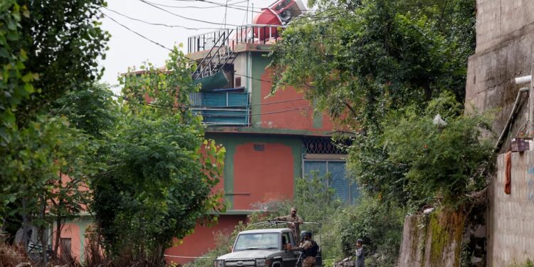 Πακιστάν: Μαρτυρίες από την κόλαση που έζησαν οι κάτοικοι στο Μουζαφαραμπάντ κατά την διάρκεια των επιθέσεων της Ινδίας