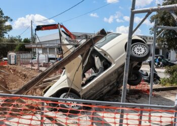 Αποζημίωση των θυμάτων των τροχαίων από τους ΟΤΑ αν δεν έχουν μεριμνήσει για τα στηθαία στους δρόμους