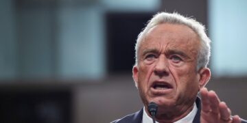 Ρ.Κένεντι: «Διεφθαρμένα» τα κορυφαία ιατρικά περιοδικά