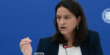 230 επιχειρήσεις προσφέρουν χιλιάδες θέσεις εργασίας, σήμερα και αύριο στο μεσημέρι