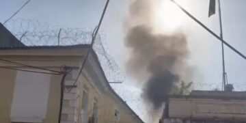 Ένταση στις φυλακές της Κέρκυρας – Κρατούμενοι έχουν βάλει φωτιά σε στρώματα