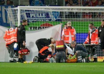 Γερμανία: Πάγωσαν στο Χαϊντεινχαϊμ-Μπόχουμ με τον τραυματισμό του Μίλερ – Του γύρισε η γλώσσα, αποχώρησε με φορείο