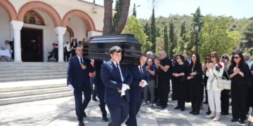 Το τελευταίο αντίο στον σπουδαίο ηθοποιό