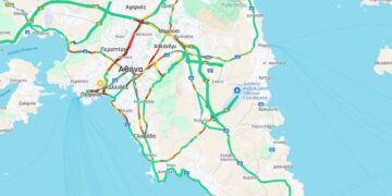 «Βρέχει» προβλήματα σε Κηφισό, Κηφισίας και κέντρο της Αθήνας – Χαμηλές ταχύτητες στην Αττική Οδό