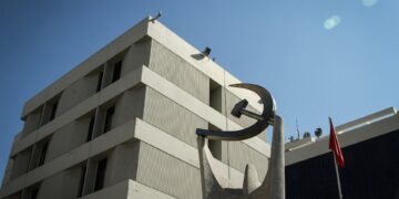 Κανένα «βραχιολάκι» δεν θα θεραπεύσει τις ελλείψεις σε προσωπικό και υποδομές