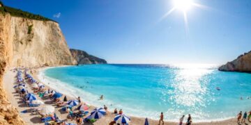 Κοινωνικός Τουρισμός 2025-2026: Εκπνέει σήμερα η προθεσμία για τις αιτήσεις