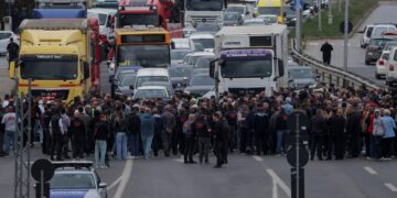 Κόσοβο: Στους δρόμους οι επιχειρηματίες