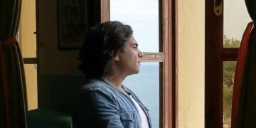 Συγκινεί το νέο του τραγούδι για την «Πόντια μάνα»