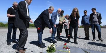 Κουτσούμπας: Επίσκεψη στο πρώην ναζιστικό κολαστήριο του Μπούχενβαλντ