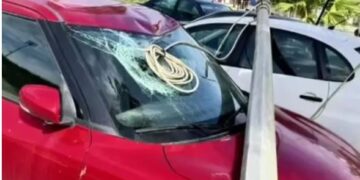 Ηράκλειο: Κολώνα φωτισμού «προσγειώθηκε» σε αυτοκίνητο – Από τύχη δεν υπήρξαν τραυματίες
