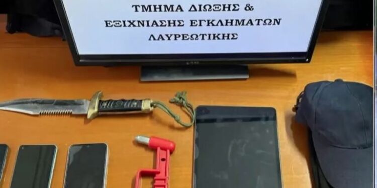 Συνελήφθη διαρρήκτης που είχε «ρημάξει» επιχειρήσεις – Έσπαγε τις τζαμαρίες με ειδικό εργαλείο έκτακτης ανάγκης