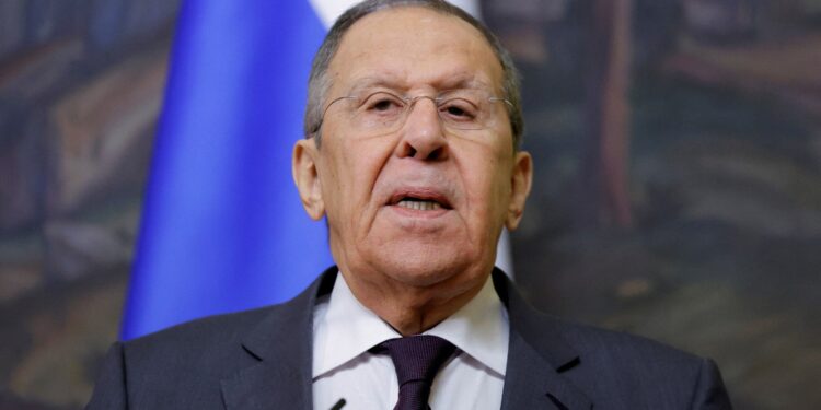 Ο Λαβρόφ δεν θα λάβει μέρος στις συνομιλίες της Κωνσταντινούπολης