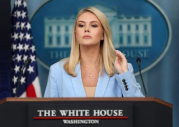 «Προσέφεραν το αεροσκάφος», λέει τώρα ο Λευκός Οίκος