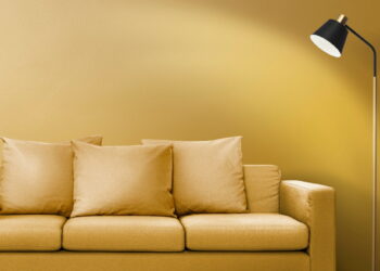 Το απλό κόλπο καθαρισμού για να απαλλαγείτε από τους επίμονους λεκέδες με 1 απροσδόκητο αντικείμενο από την κουζίνα