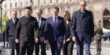 Macron and Merz warn Russia shortly before the teleconference of the coalition of the willing from Kiev: There will be tough sanctions if it does not accept the ceasefire