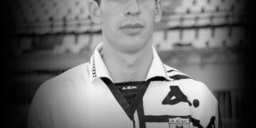 Πέθανε ο πρώην ποδοσφαιριστής της ΑΕΚ Μανώλης Παπαδόπουλος