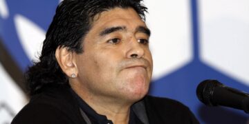 Ακυρώθηκε και ξεκινάει από την αρχή η δίκη για τα αίτια θανάτου του Ντιέγκο Μαραντόνα