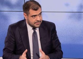 «Ζούμε στη χώρα, όπου το μεγαλύτερο μέρος του πολιτικού συστήματος δεν θεωρεί το αυτονόητο, ότι ακόμα και μία κατάληψη είναι μία παράνομη πράξη»