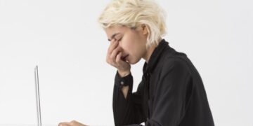 Την απέλυσαν 2 μέρες μετά την πρόσληψή της