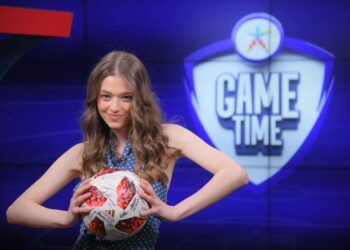 Ο Μουζακίτης, ο ρόλος κομπάρσου με τον Μπράντ Πιτ και η Έμα Στόουν