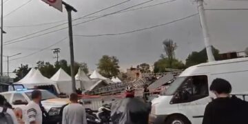 Μεξικό: Πανικός από κατάρρευση σκηνής κατά τη διάρκεια εκδήλωσης