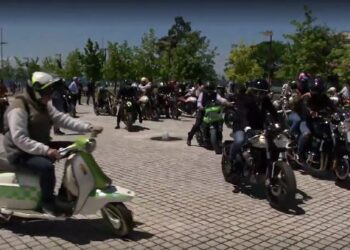 Θεσσαλονίκη: «Πλημμύρισαν» με vintage μηχανές κεντρικοί δρόμοι για καλό σκοπό