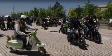 Θεσσαλονίκη: «Πλημμύρισαν» με vintage μηχανές κεντρικοί δρόμοι για καλό σκοπό