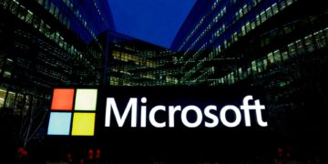 Χιλιάδες απολύσεις ανακοίνωσε η Microsoft παρά τα αυξημένα κέρδη της
