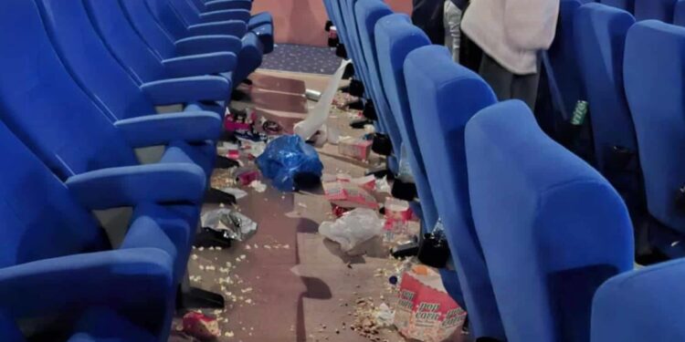 Σύρος: Χαμός σε κινηματογράφο λόγω… Minecraft