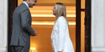 Κυριάκος Μητσοτάκης – Τζόρτζια Μελόνι: Συνάντηση στην Ρώμη με «πλούσιο μενού»