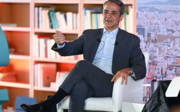 Μητσοτάκης: «Η Ελλάδα είναι μια σταθερή χώρα που προχωράει