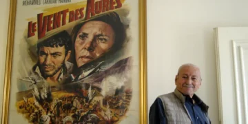 Πέθανε ο βραβευμένος Αλγερινός σκηνοθέτης Μοχάμεντ Λάκνταρ Αμίνα