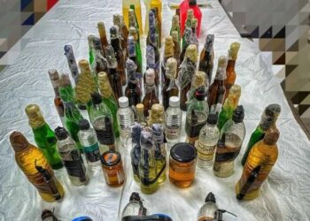 Θεσσαλονίκη: Υπάλληλος του ΑΠΘ εντόπισε 49 μολότοφ σε υπόγειο της Πολυτεχνικής Σχολής