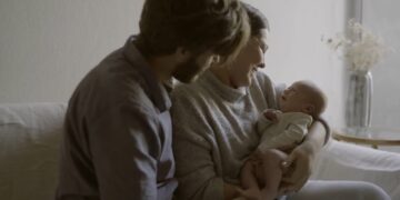 Το βίντεο κλιπ το τραγούδι του μωρού που παρουσιάστηκε για πρώτη φορά στο Συνέδριο