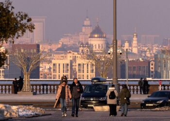 Πιλοτική χρήση εφαρμογής που παρακολουθεί μετανάστες