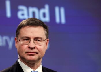 Βάλντις Ντομπρόβσκις: Τα πέντε μηνύματα των εαρινών προβλέψεων