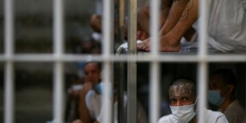 Οι απελαθέντες Βενεζουελάνοι πιστεύεται ότι κρατούνται σε φυλακή υψίστης ασφαλείας του Ελ Σαλβαδόρ