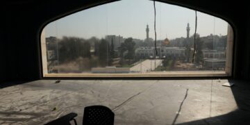 Το Ισραήλ να σταματήσει «αμέσως» τις επιθέσεις στη Συρία