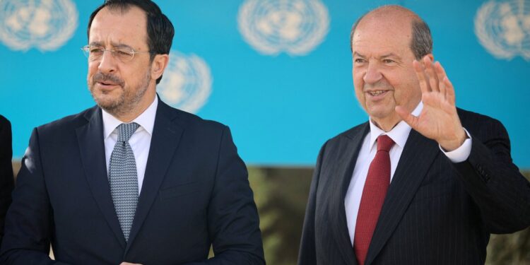 Χριστοδουλίδης και Τατάρ αναμένουν την απεστελμένη Ολγκίν τις προσεχείς εβδομάδες