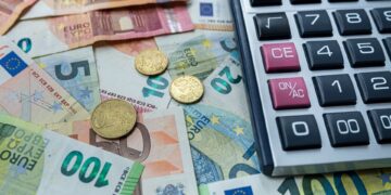 Πρωτογενές πλεόνασμα 5,16 δισ. στο 4μηνο