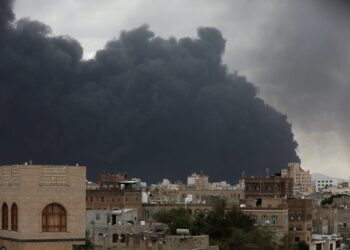 Το Ομάν λέει ότι μεσολάβησε για την κατάπαυση πυρός μεταξύ Χούθι και ΗΠΑ