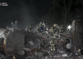 Ουκρανία: Καταγγέλλει πάνω από 700 παραβιάσεις της τριήμερης εκεχειρίας από τη Ρωσία