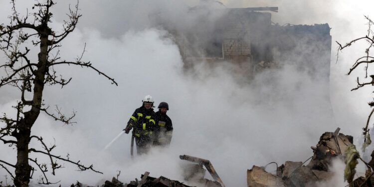 12 οι νεκροί από τη μαζική ρωσική επίθεση
