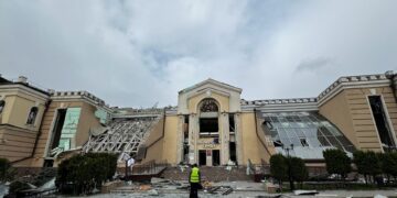 Ο Τραμπ καλεί Πούτιν και Ζελένσκι να σταματήσουν τον πόλεμο