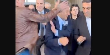 Οζγκιούρ Οζέλ: Επίθεση δέχθηκε ο πρόεδρος του τουρκικού κόμματος CHP