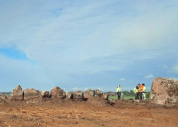 Περίεργες πέτρες οδήγησαν τους αρχαιολόγους σε έναν τάφο των Βίκινγκ